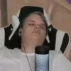 😴