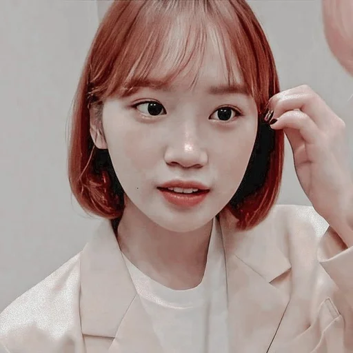 Эмодзи kim chaewon