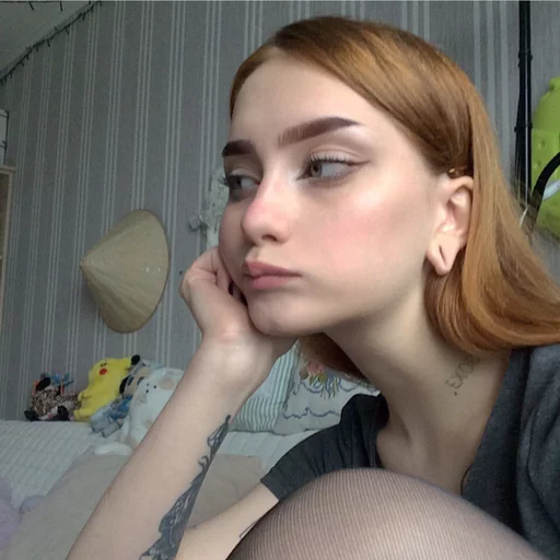 Эмодзи AYALUVSARA