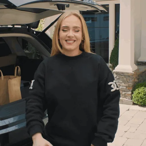 Эмодзи Adele