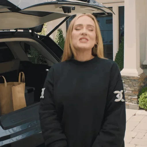 Эмодзи Adele