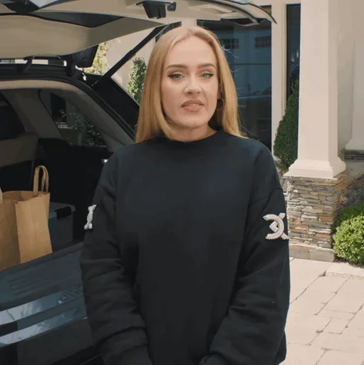 Эмодзи Adele