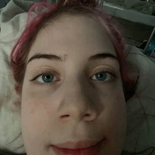 Эмодзи Акулич и Кореш