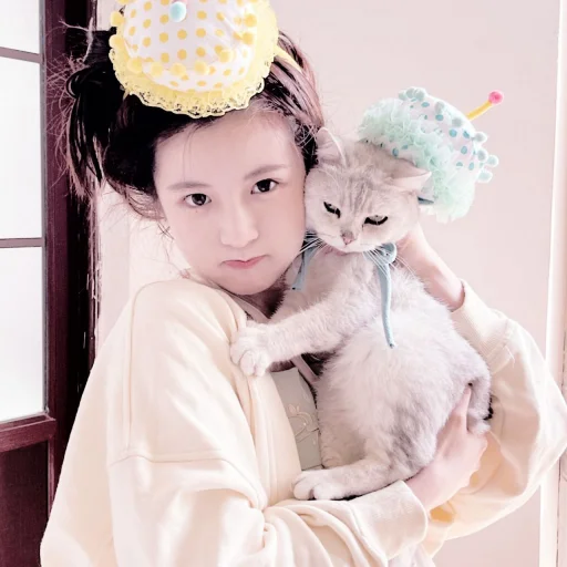 Эмодзи Чжао Лиин