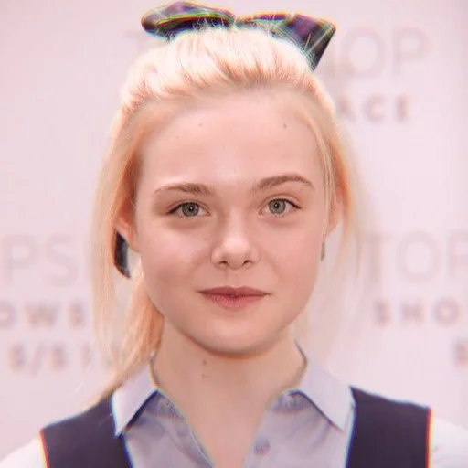 Эмодзи Эль Фаннинг