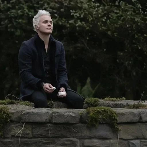 Эмодзи Блейн ДеБирс