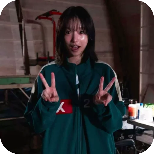 Эмодзи Чун Хи 222