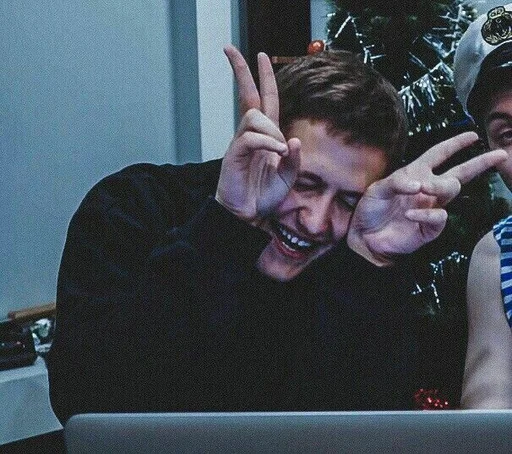 Эмодзи Руся 🇷🇺