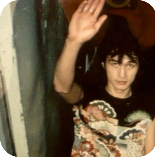 Эмодзи Виктор Цой