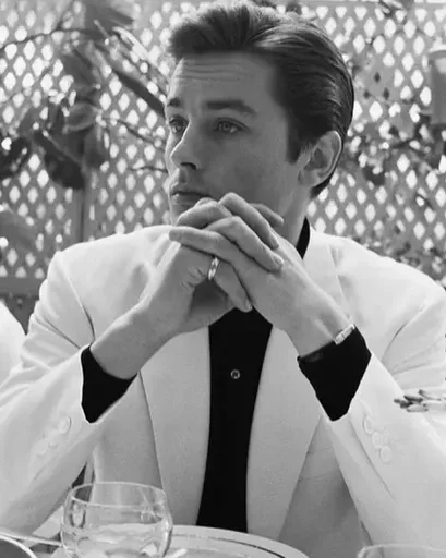 Эмодзи Alain Delon