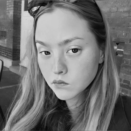 Эмодзи Devon Aoki