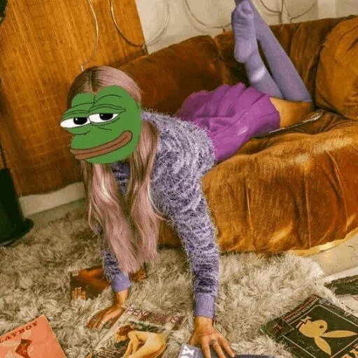 Эмодзи Девушка Пепе