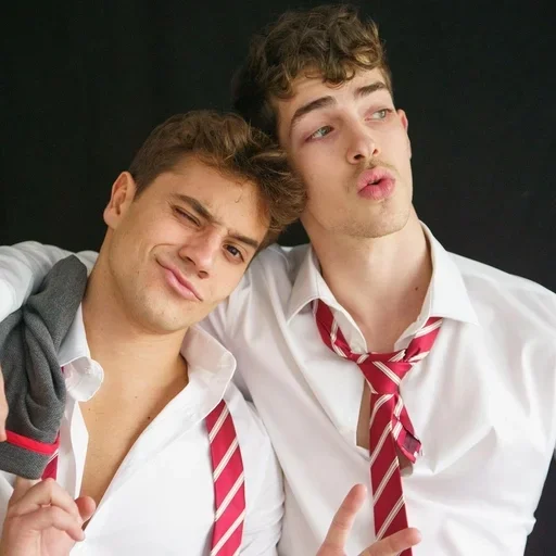 Эмодзи Elite Netflix