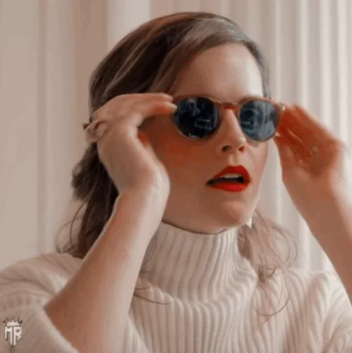 Эмодзи Emma Watson