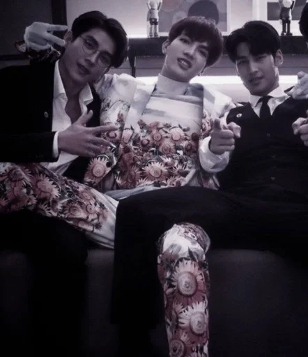 Эмодзи TAEHYUNG