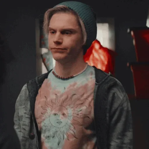 Эмодзи Evan Peters