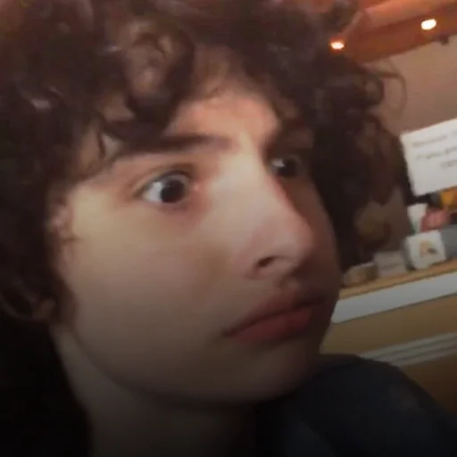 Эмодзи ┆✯┆Фінн ⋄