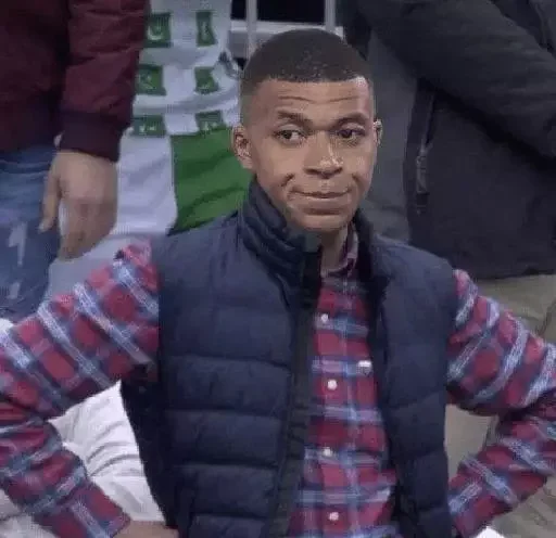 Эмодзи футбольчик