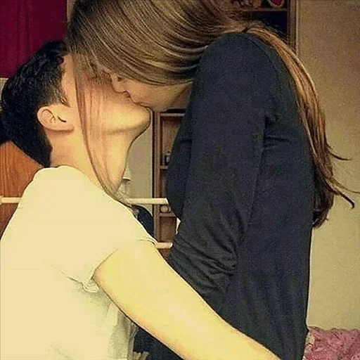 Эмодзи Couple