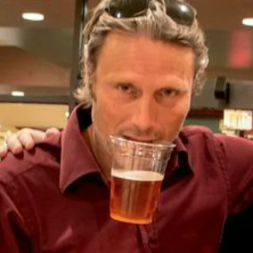 Эмодзи Hannibal the mandibal