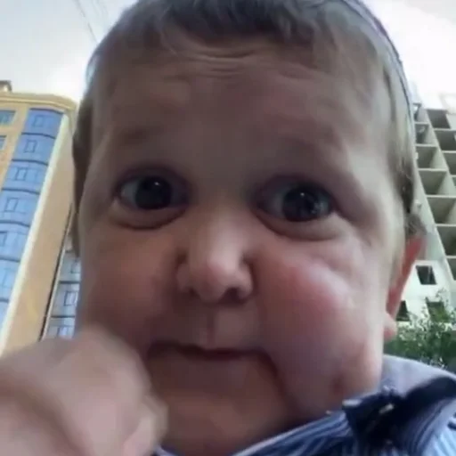 Эмодзи Hasbulla