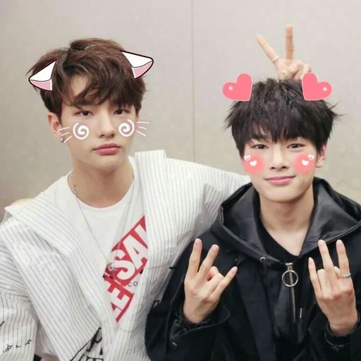 Эмодзи Hyun Jeong