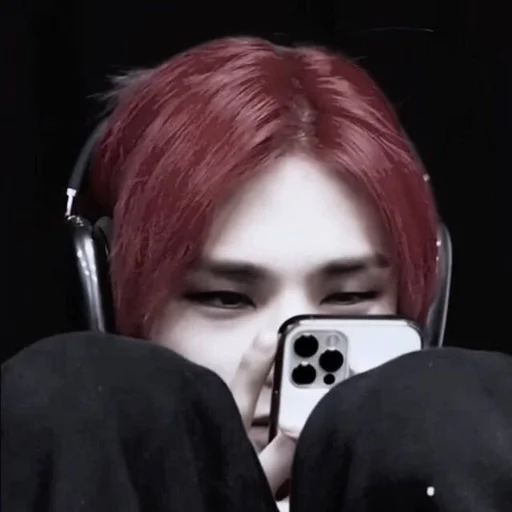 Эмодзи HYUNJIN