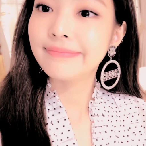 Эмодзи jennie blackpink