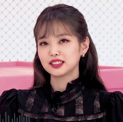 Эмодзи Jennie Blackpink