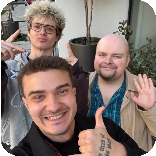 Эмодзи Какащке