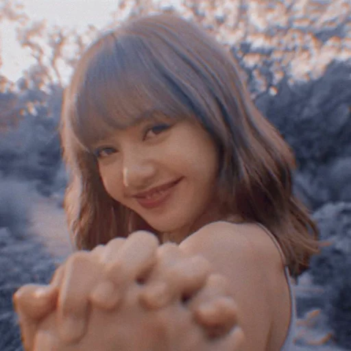Эмодзи blackpink lisa
