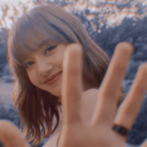 Эмодзи blackpink lisa