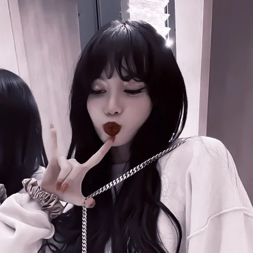 Эмодзи lisa blackpink