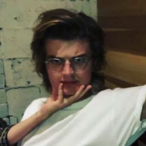 Эмодзи Стив Харрингтон