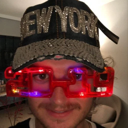 Эмодзи Стив Харрингтон