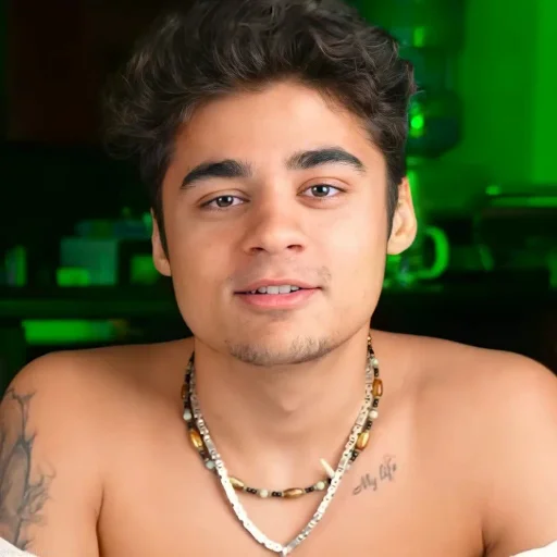 Эмодзи Любимые кдм 💘
