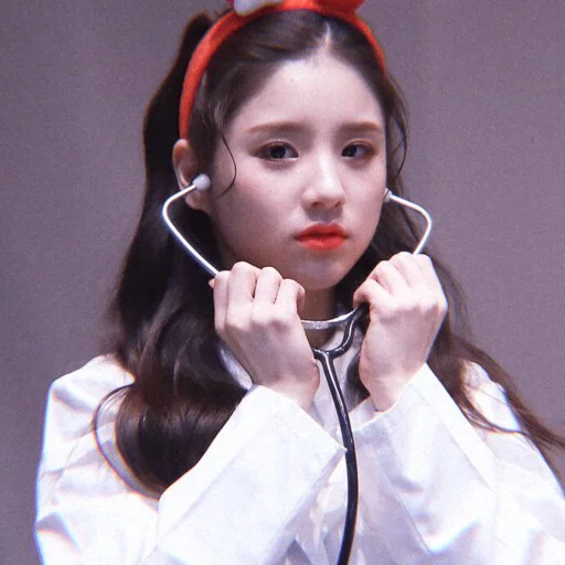 Эмодзи HEEJIN
