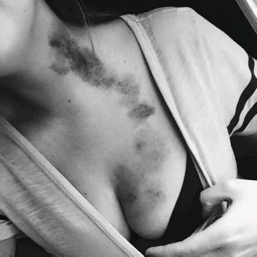 Эмодзи Open your door