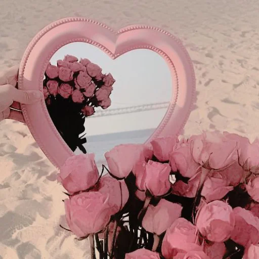 Эмодзи lovely love