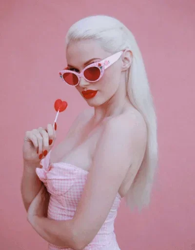 Эмодзи Pink style