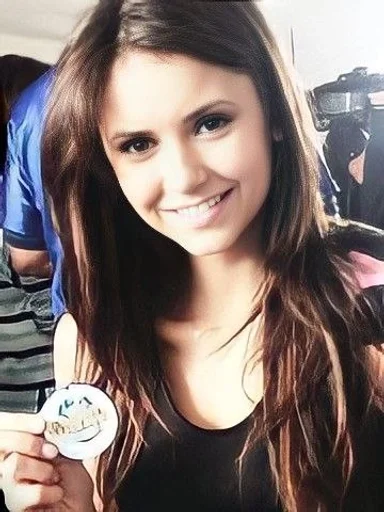 Эмодзи Нина Добрев