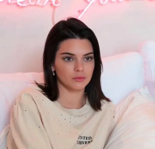 Эмодзи KJ da queen