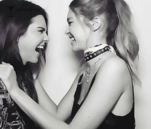 Эмодзи KJ da queen