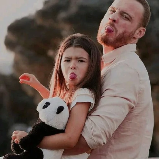 Эмодзи Radmila (постучись в мою дверь)