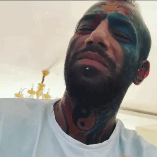 Эмодзи Rainbow Man