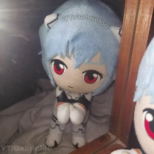 Эмодзи Плюшевая Рей