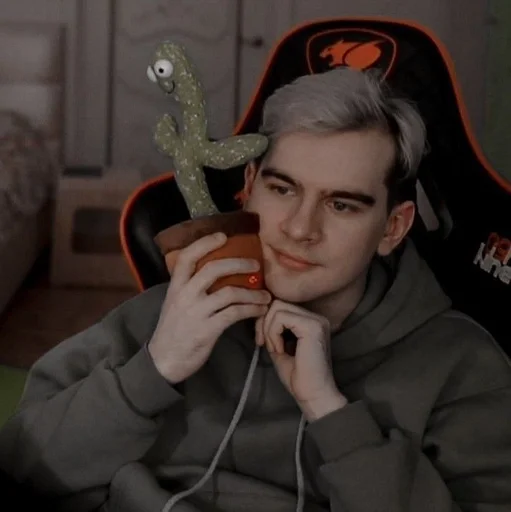 Эмодзи bratishkin