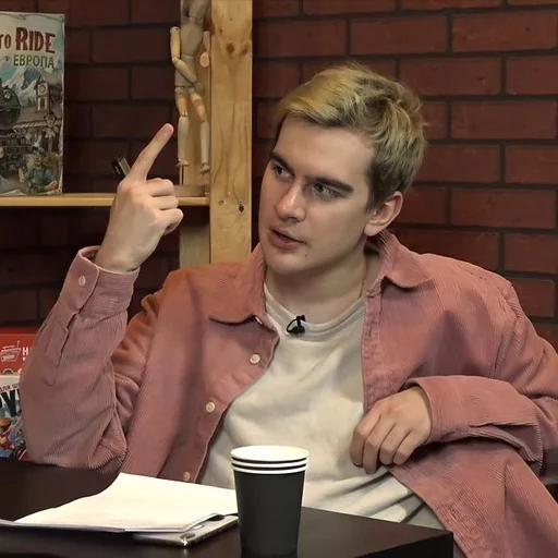 Эмодзи bratishkin