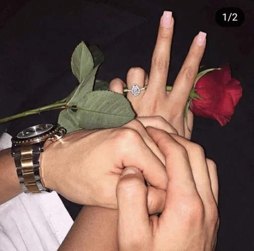 Эмодзи Rose 🌹