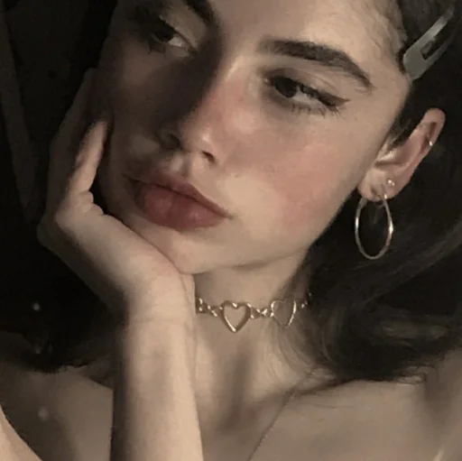 Эмодзи LYDIAMCH